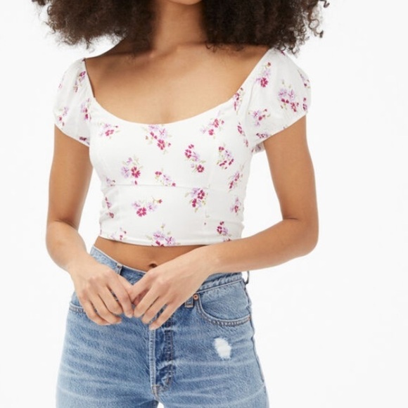 Aeropostale Tops - Aeropostale crop top NWT
